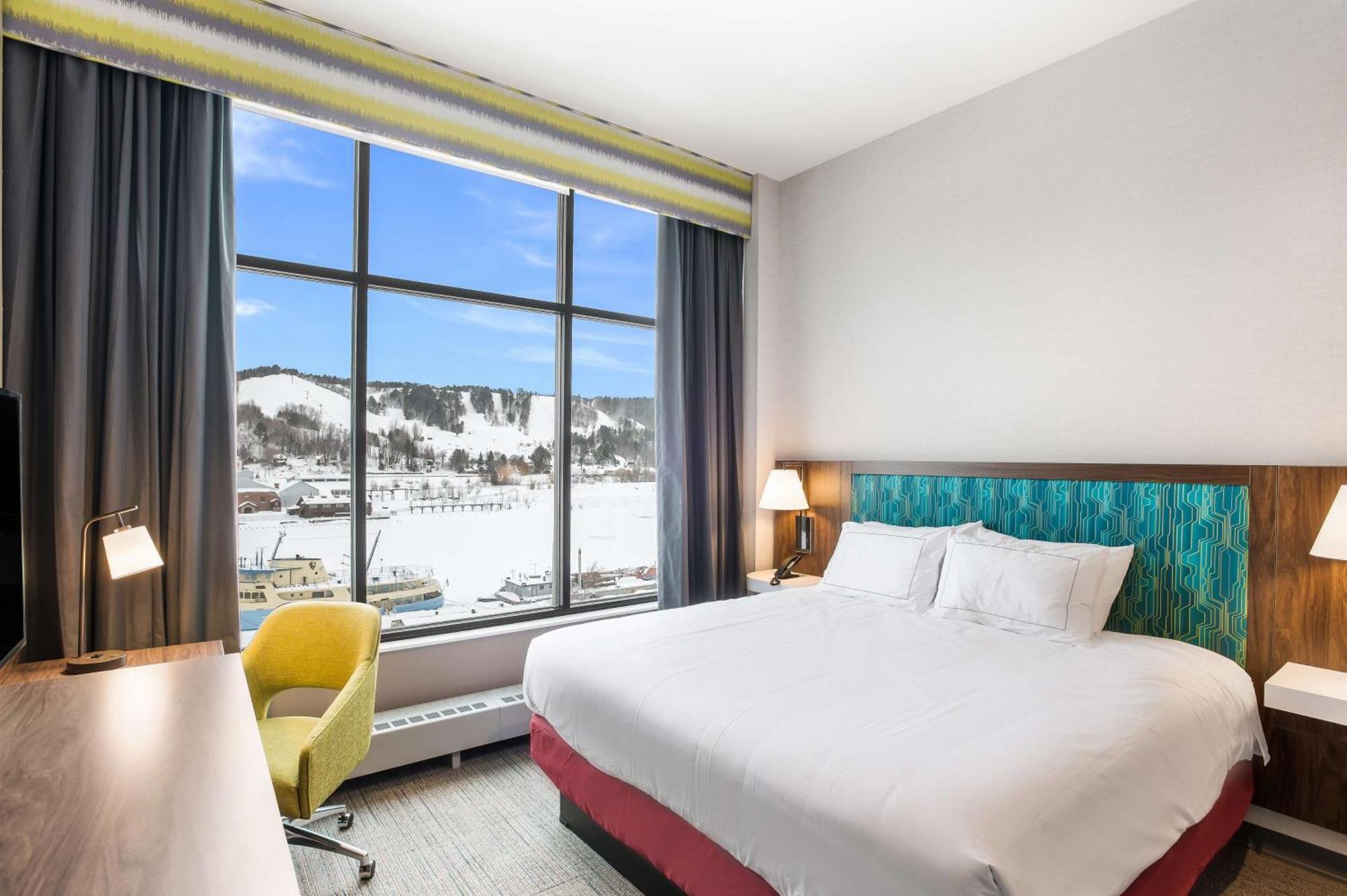 Hampton Inn & Suites Хоутон Экстерьер фото